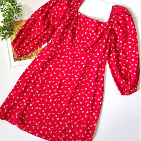 Sanctuary Dresses & Skirts - Sanctuary Cilia Red Square Neck Floral Print Dress Size 4